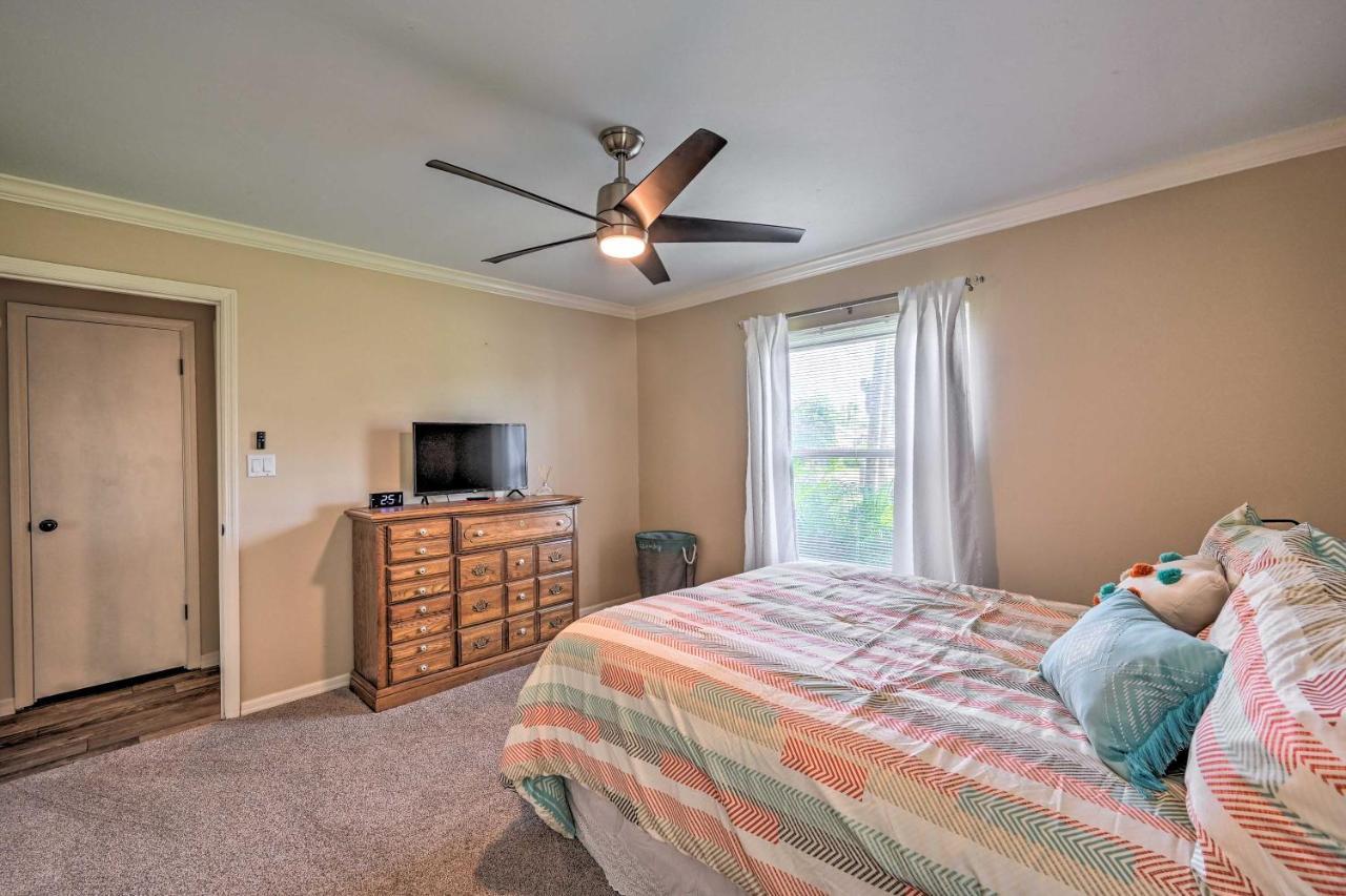 Waterfront Lake Placid Escape With Dock And Lanai Luaran gambar