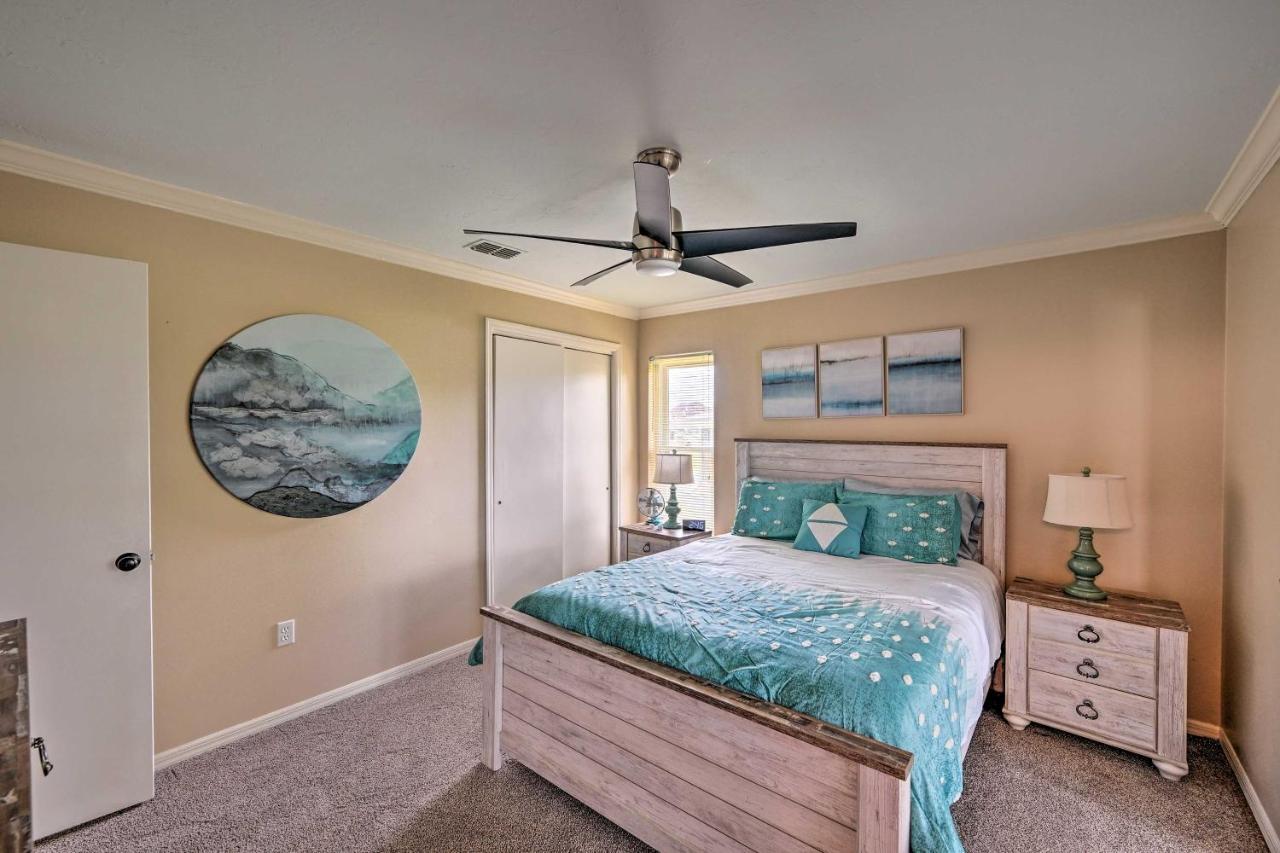 Waterfront Lake Placid Escape With Dock And Lanai Luaran gambar